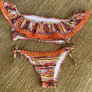 Boho ruffle tie side bikini M